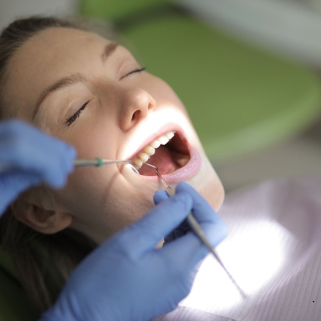 Best Dentist In Lalkothi